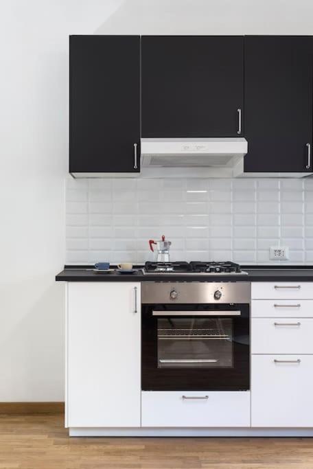 Flamilla Home Next To Vatican Museums Рим Экстерьер фото